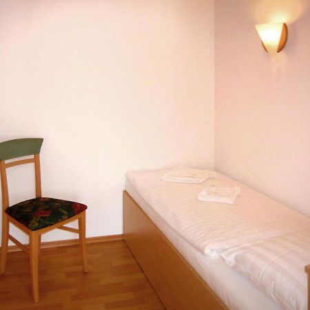 Strandvillen Binz - Ferienwohnung Mit 1 Schlafzimmer Und Balkon Ah-625 מראה חיצוני תמונה