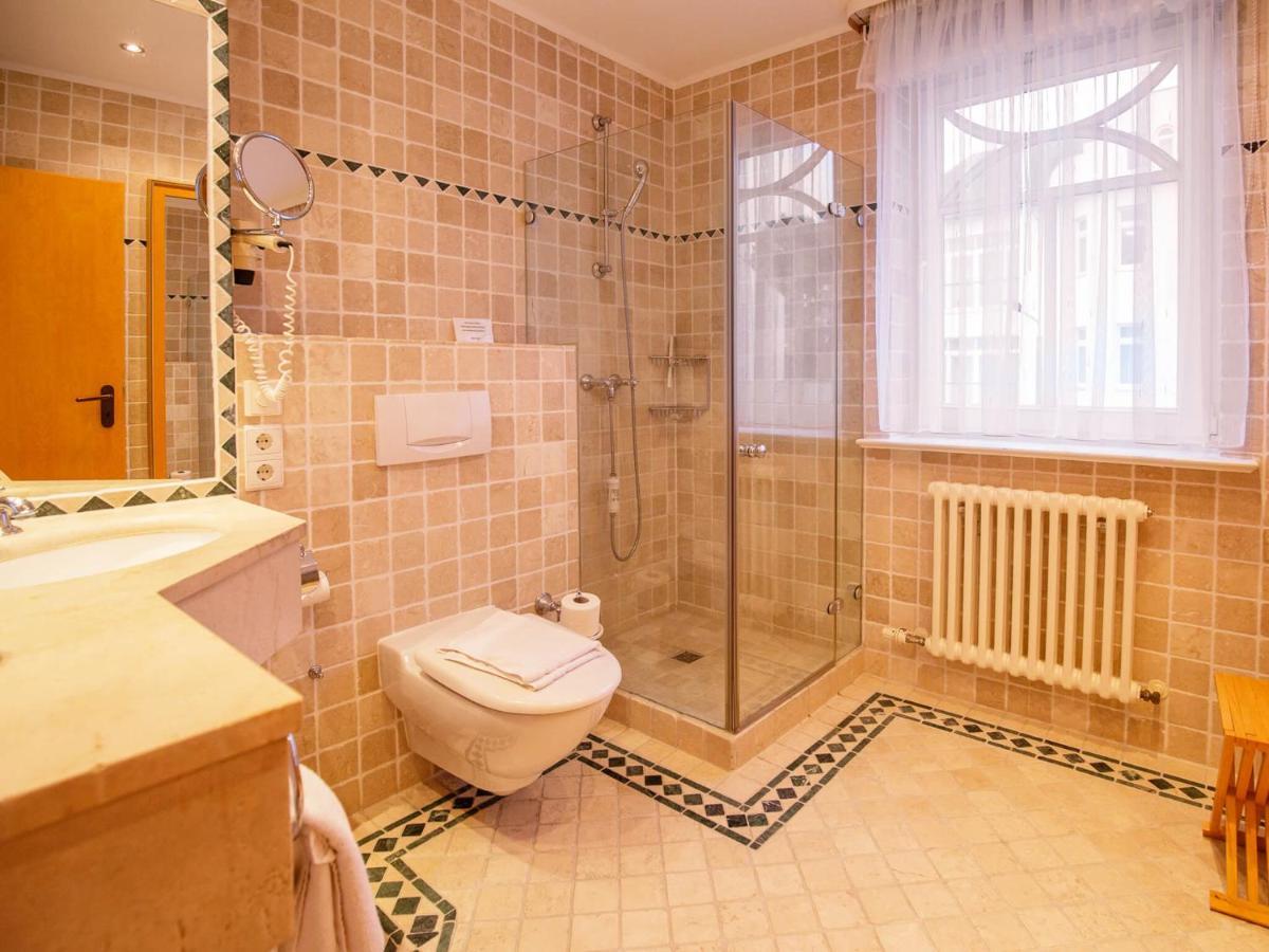 Strandvillen Binz - Ferienwohnung Mit 1 Schlafzimmer Und Balkon Ah-625 מראה חיצוני תמונה