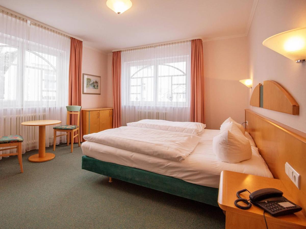 Strandvillen Binz - Ferienwohnung Mit 1 Schlafzimmer Und Balkon Ah-625 מראה חיצוני תמונה
